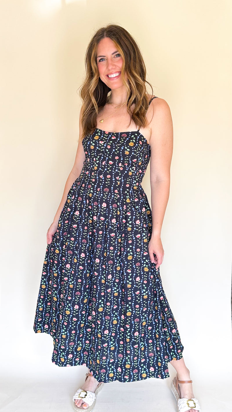Ivy Floral Midi Dress in Black