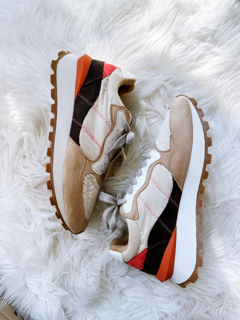 Phoebe Sneaker