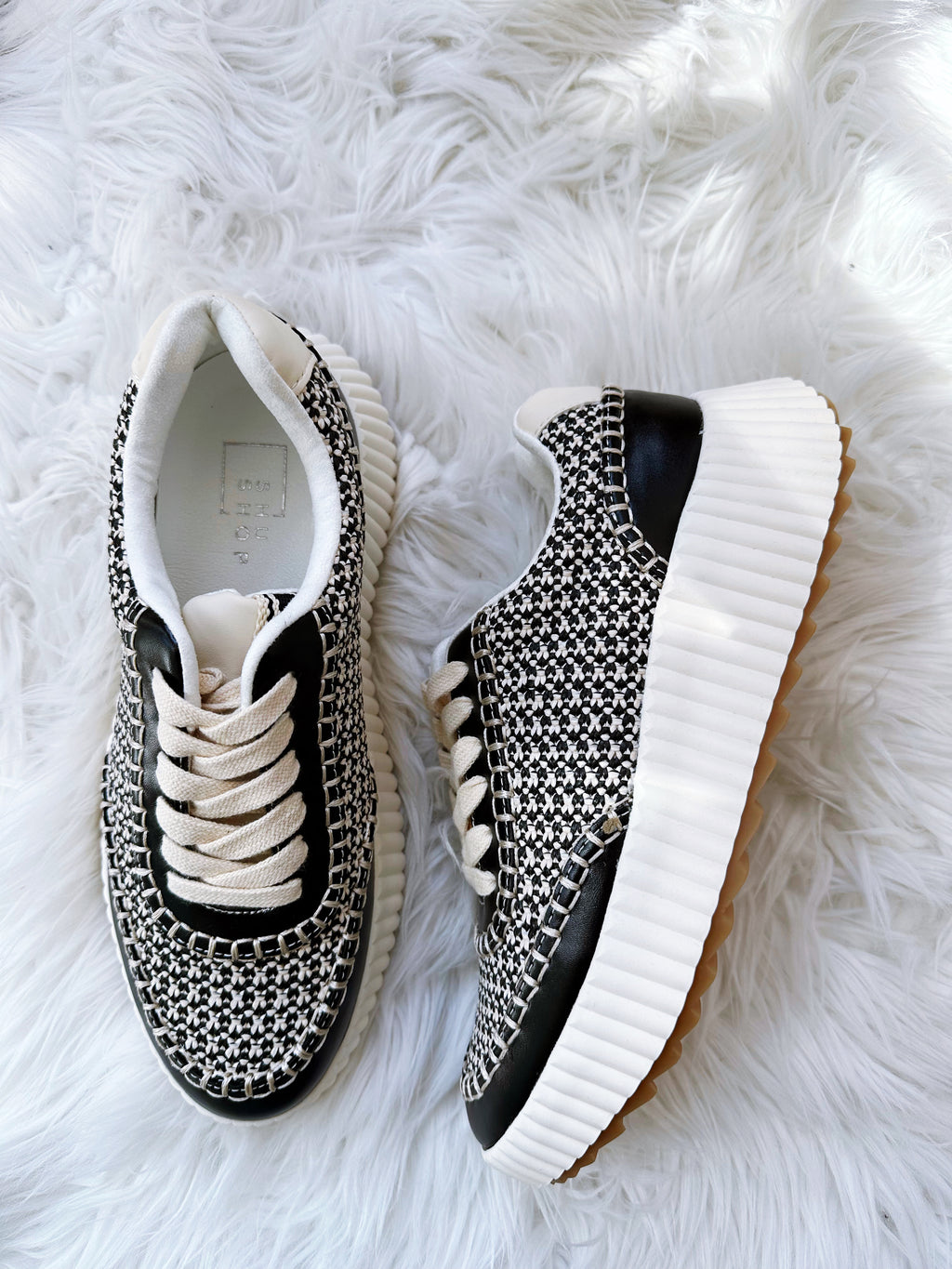 Selina Sneaker