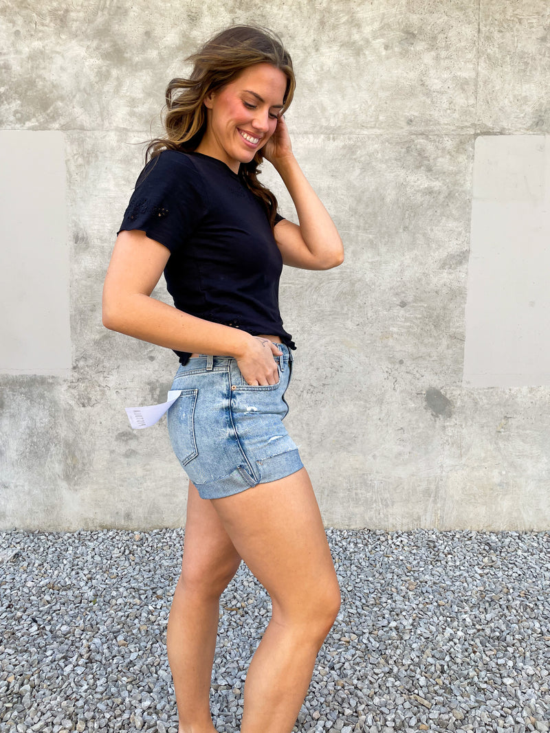Claudia Relaxed Cuffed Short