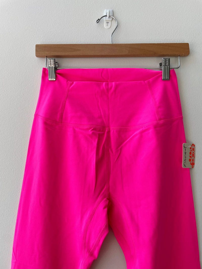 Never Better Legging in Hot Pink