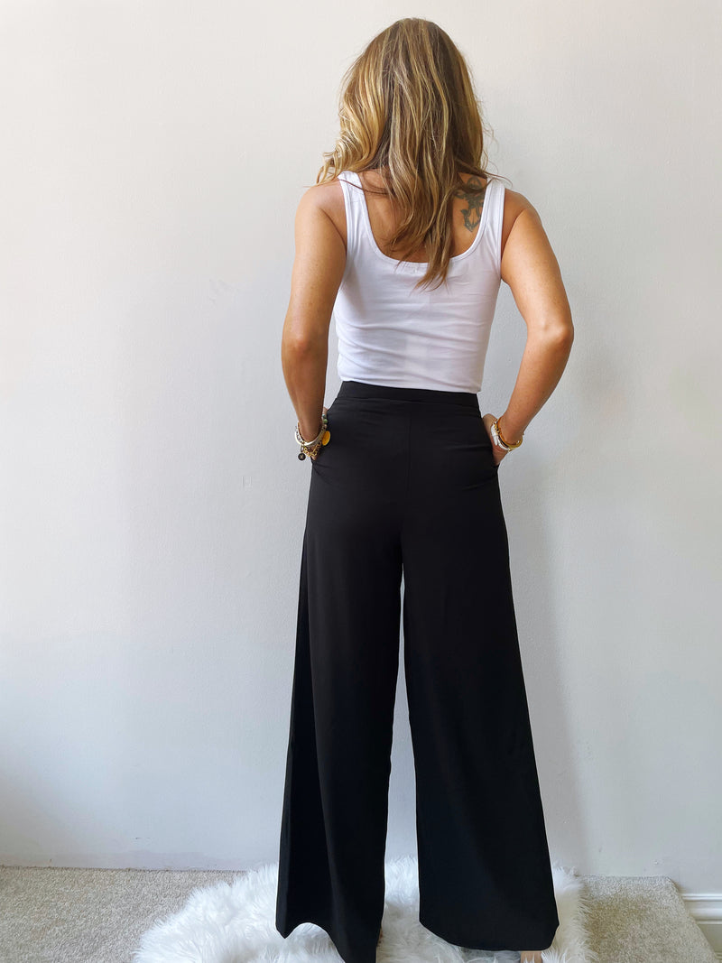 Wide Leg Pleated Trouser